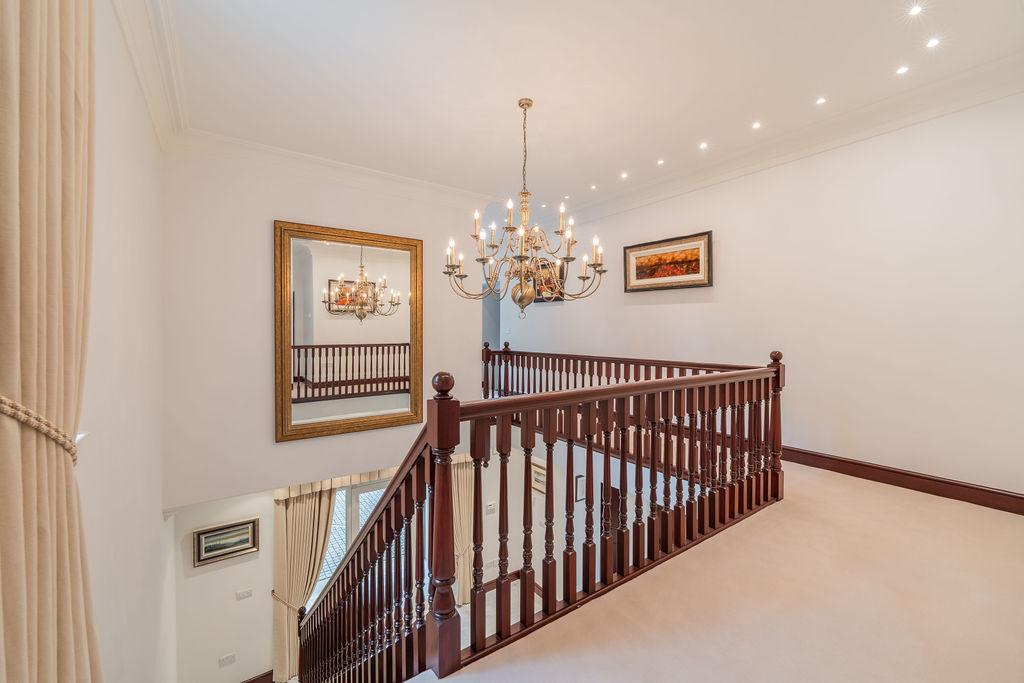 Mezzanine Landing