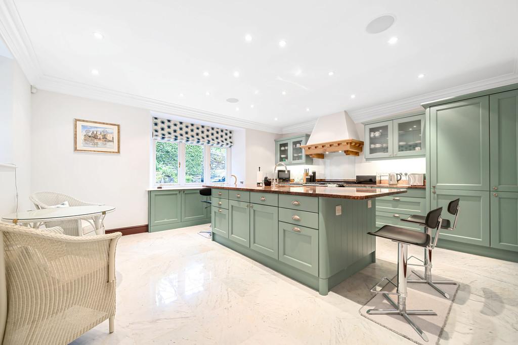 Breakfast Kitchen