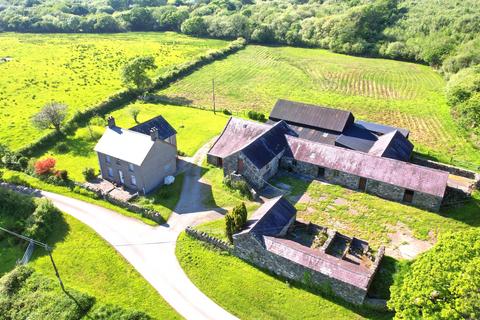 Farm for sale, Tyn-Llannor Fawr Farm, Rhosfawr - 83.02 acres