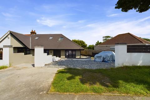 4 bedroom semi-detached bungalow for sale, 28 Barnehurst Avenue, Bexleyheath