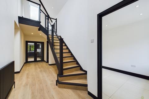 28 Barnehurst Avenue, Bexleyheath, DA7 6QB