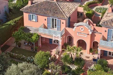 4 bedroom house, Saint-Tropez, 83990, France