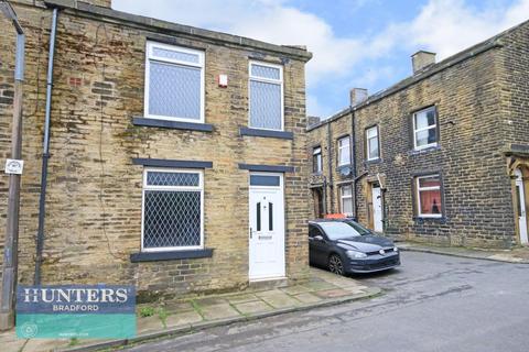 1 bedroom end of terrace house to rent, Chapel Street, Denholme, Bradford, BD13 4AJ