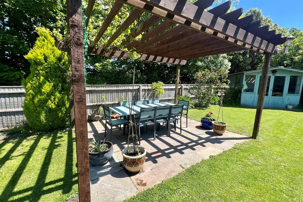 Garden 2.jpg