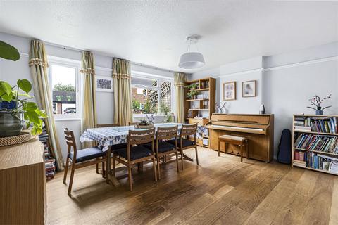 21 Armitage Way, Cambridge, CB4 2UE