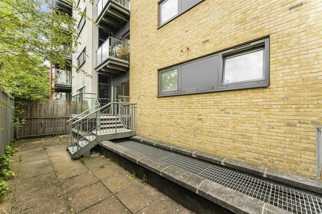 Private courtyard