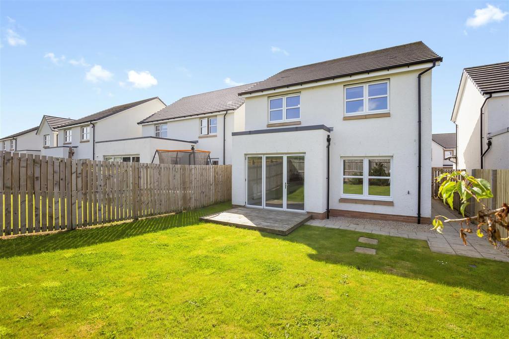 28 Dovecot Avenue 27.jpg