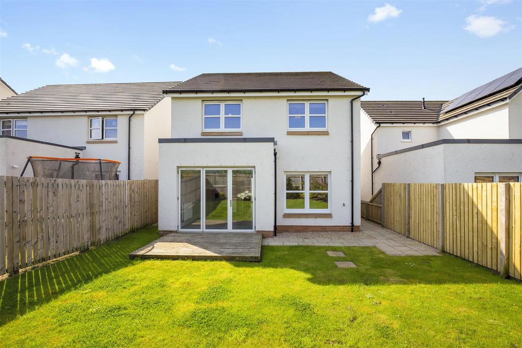 28 Dovecot Avenue 28.jpg