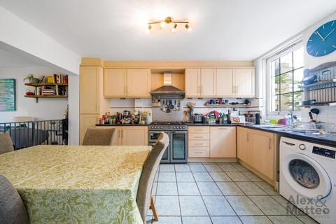 2 bedroom flat for sale, Swan Road, Rotherhithe, SE16