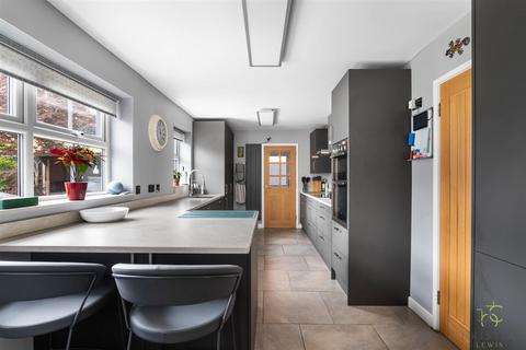 19 Blackberry Way, Evesham, WR11 2AH