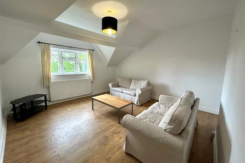 2 bedroom flat to rent, Milbank Road, Darlington, DL3