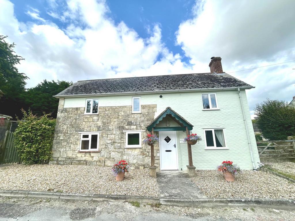 Chilmark 2 bed cottage for sale £375,000
