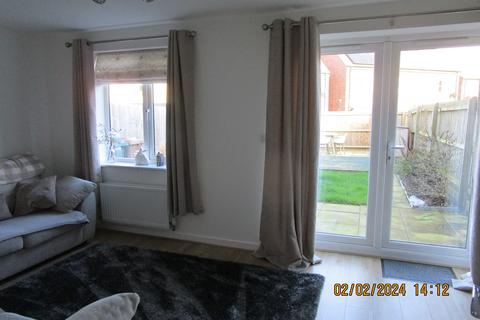 4 bedroom semi-detached house to rent, Linstock Way, Boulton Moor DE24
