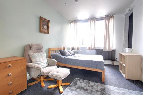 1 bedroom flat to rent, Hall Croft