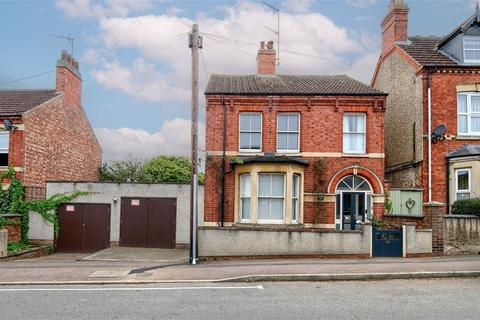 4 bedroom detached house for sale, Park Road, Wellingborough NN8