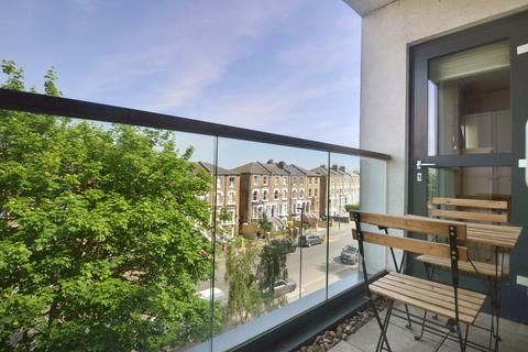 1 bedroom apartment for sale, at Terrace Apartments, 40 Drayton Park, London N5
