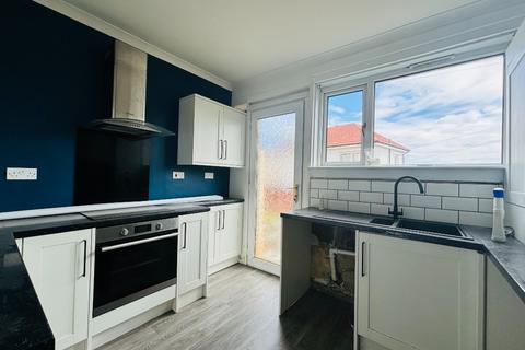 2 bedroom flat to rent, Kelvin Way, Kilsyth, Glasgow, G65