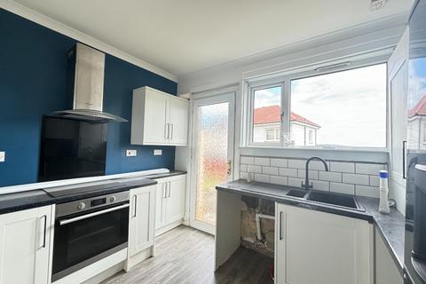 2 bedroom flat to rent, Kelvin Way, Kilsyth, Glasgow, G65