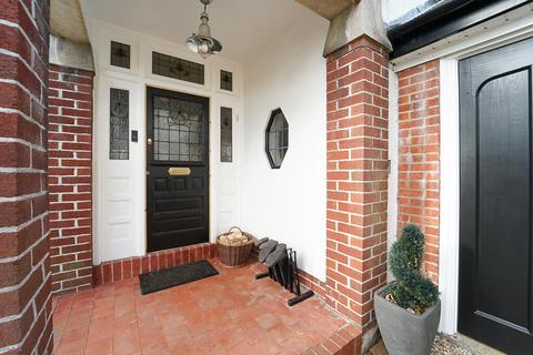 61 Bristol Road Lower, Weston-super-mare, BS23 2TL