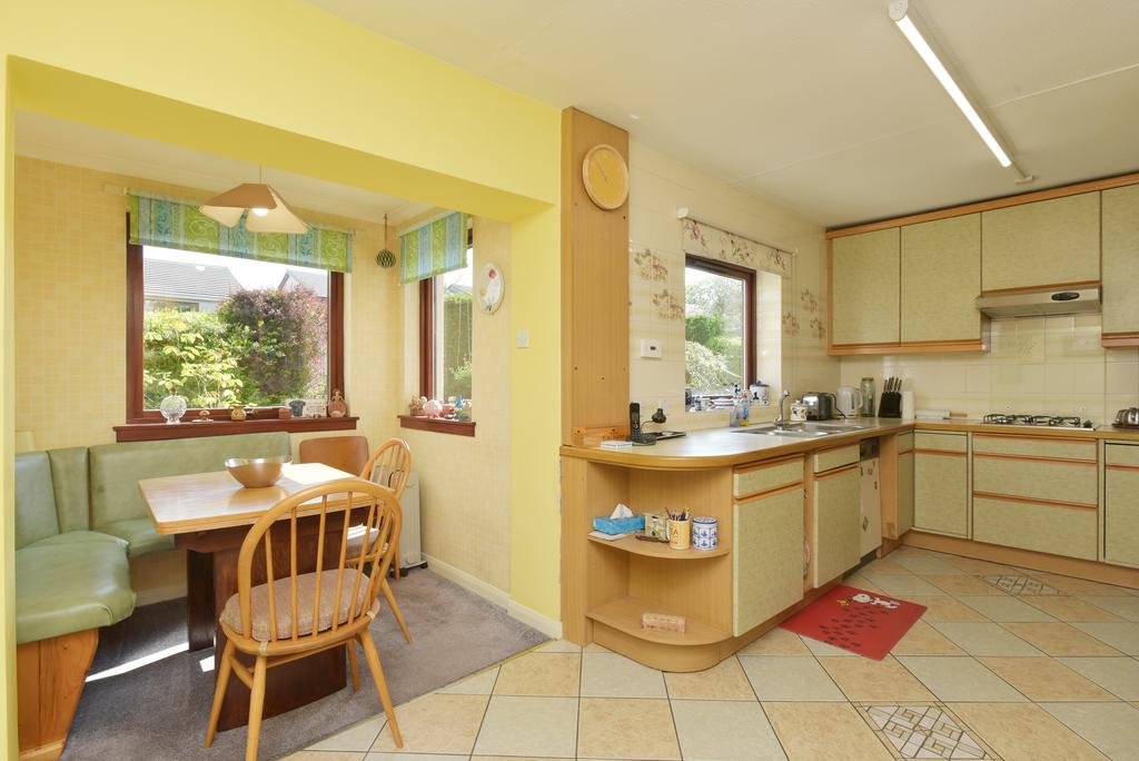 192 Cockburn Crescent, Balerno, EH14 7LU 5 bed detached house for sale £475,000