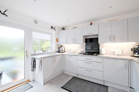9 Bressay Brae, Aberdeen, AB15 6WJ
