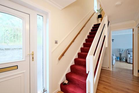 9 Bressay Brae, Aberdeen, AB15 6WJ