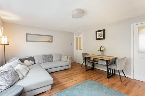 Flat 6, 10 Northfield Drive, Edinburgh, EH8 7RW