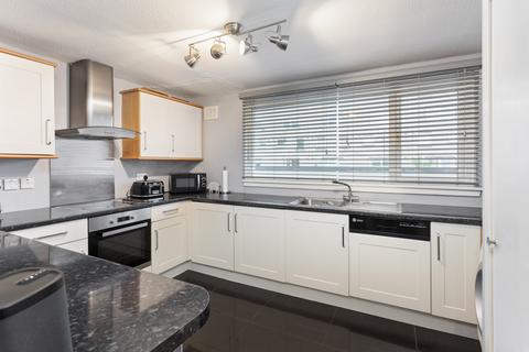 Flat 6, 10 Northfield Drive, Edinburgh, EH8 7RW