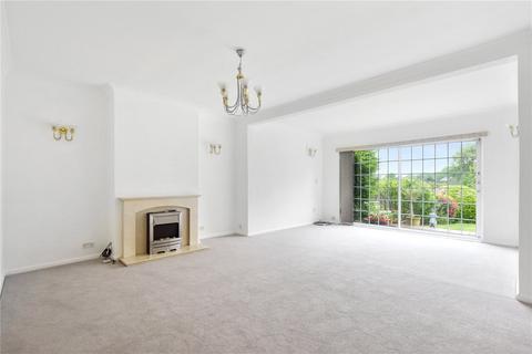 14 Squires Way, Dartford, DA2 7NW