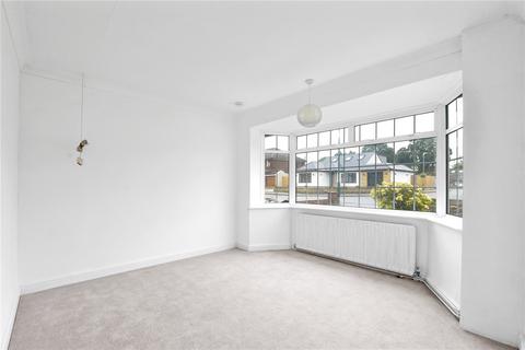 14 Squires Way, Dartford, DA2 7NW