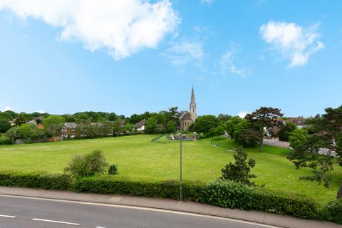 5 bedroom semi-detached house for sale, Hurst Road, Bexley DA5