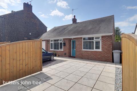 2 bedroom detached bungalow for sale, Crewe Road, Crewe