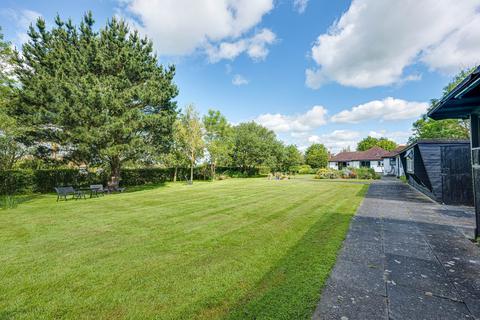 4 bedroom detached bungalow for sale, Lark Hill Road, Rochford, SS4