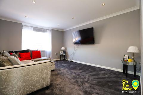57 Gartmore Road, Airdrie, ML6 9BH