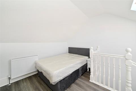 Apartment to rent, Battersea, London SW8