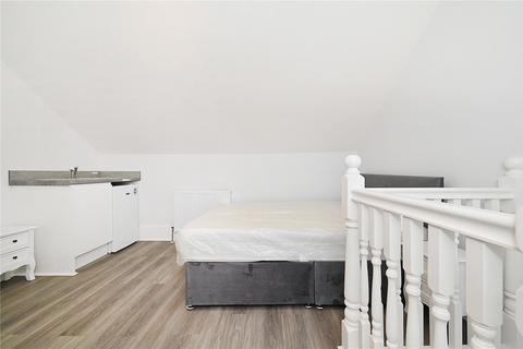 Apartment to rent, Battersea, London SW8