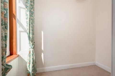 39/2 Comiston Road, Edinburgh, EH10 6AB