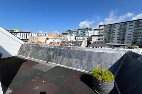 2 bedroom apartment to rent, Harbourside Court, Plymouth PL4