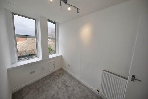 2 bedroom flat to rent, Baxter Park Terrace , Dundee,