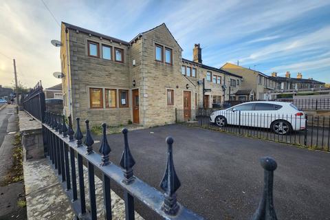 3 bedroom end of terrace house for sale, Lower Grange Street, Wibsey, BD6 1RE