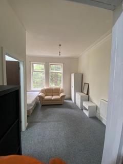 1 bedroom flat to rent, Ash Tree Road ( Studio Flat), Manchester M8