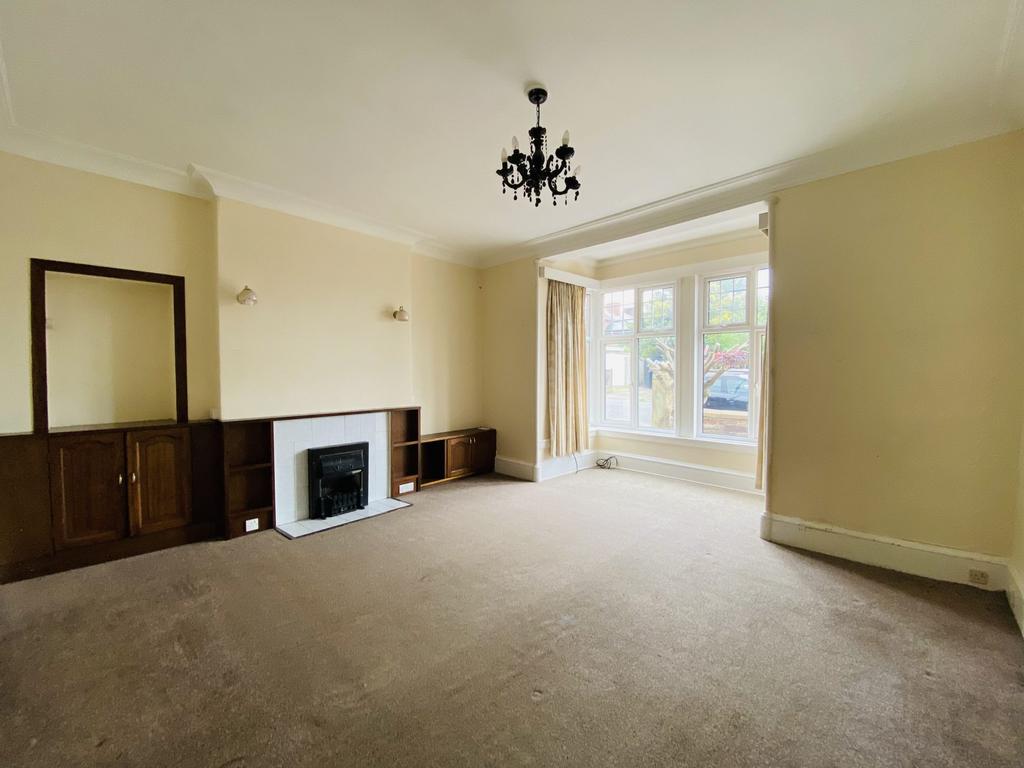 2 Hermitage Drive, Dumfries, DG2 7 QF - Braidwoods