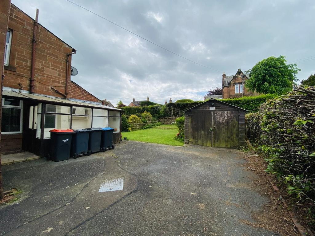 2 Hermitage Drive, Dumfries, DG2 7 QF - Braidwoods