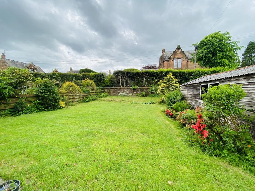 2 Hermitage Drive, Dumfries, DG2 7 QF - Braidwoods