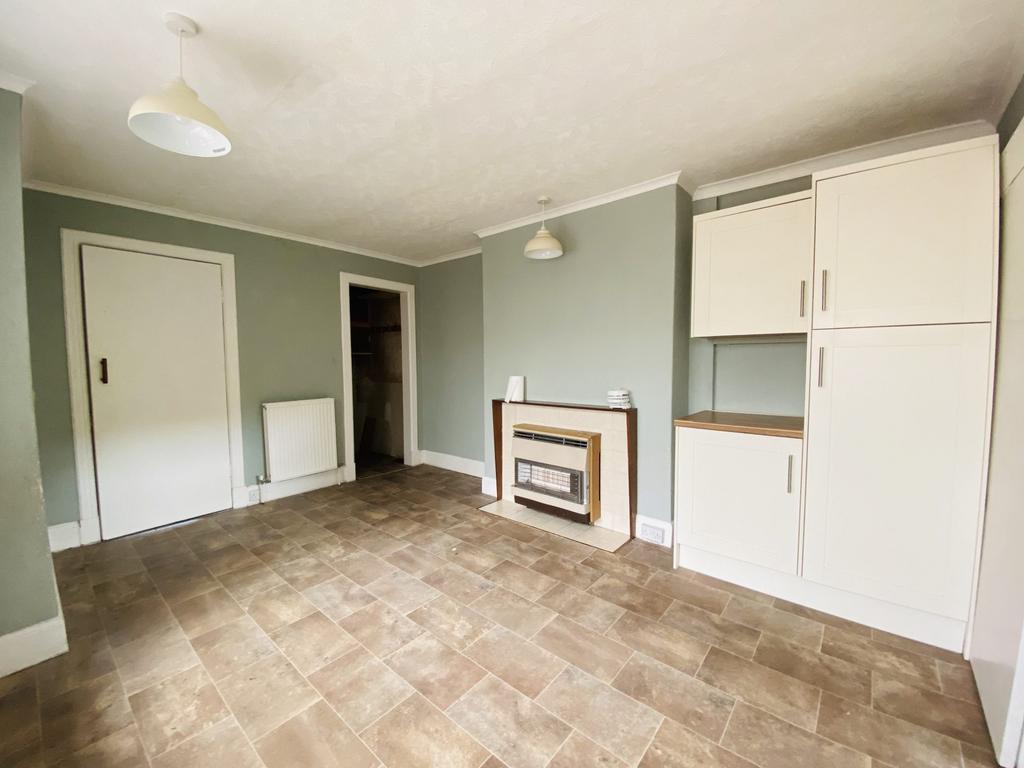 2 Hermitage Drive, Dumfries, DG2 7 QF - Braidwoods