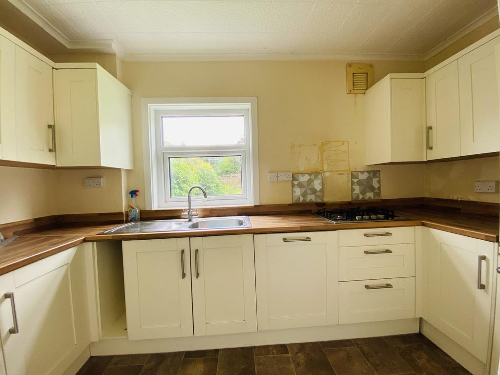 2 Hermitage Drive, Dumfries, DG2 7 QF - Braidwoods