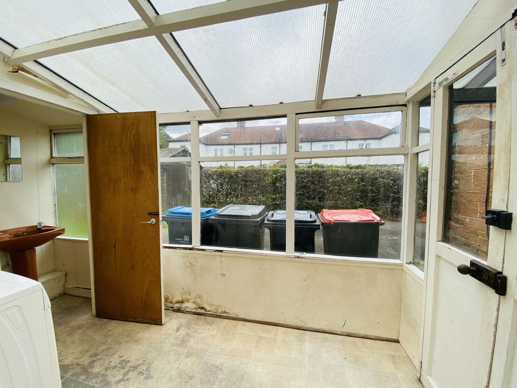 2 Hermitage Drive, Dumfries, DG2 7 QF - Braidwoods