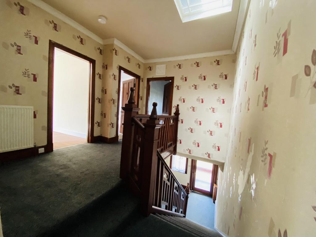 2 Hermitage Drive, Dumfries, DG2 7 QF - Braidwoods