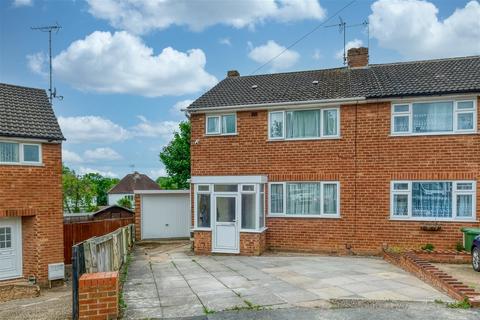 3 bedroom semi-detached house for sale, Harport Road, Greenlands, Redditch B98 7PB