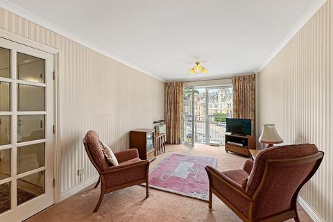 2 bedroom flat for sale, 2/4 Lismore House, Station Square, Oban, Argyll, PA34 4NU, Oban PA34